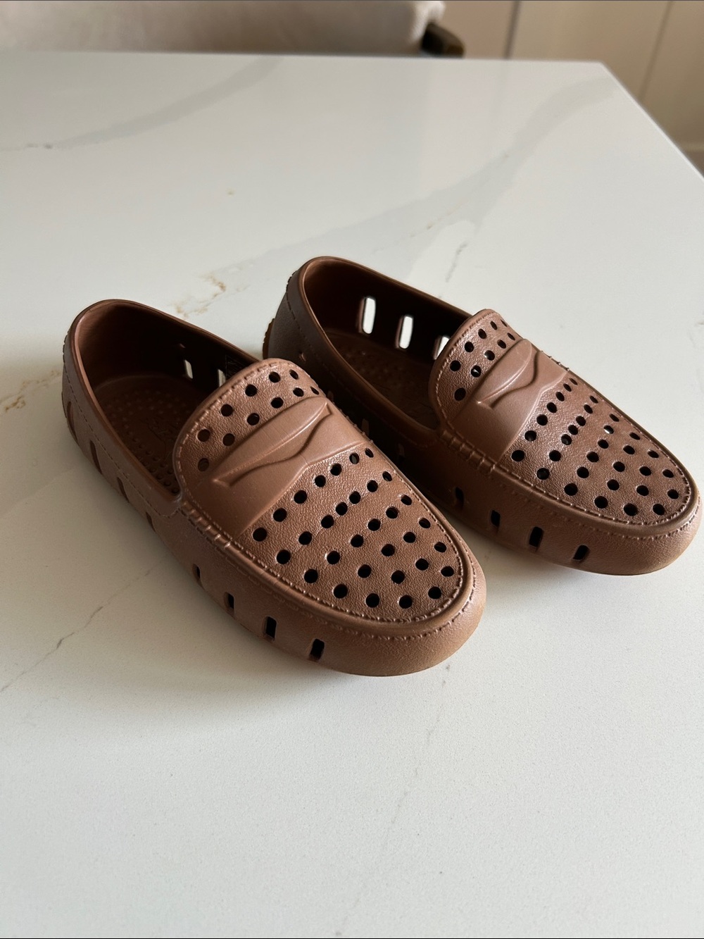 Floafers Kids size 10 Brown Perforated Casual Slip-On Loafers